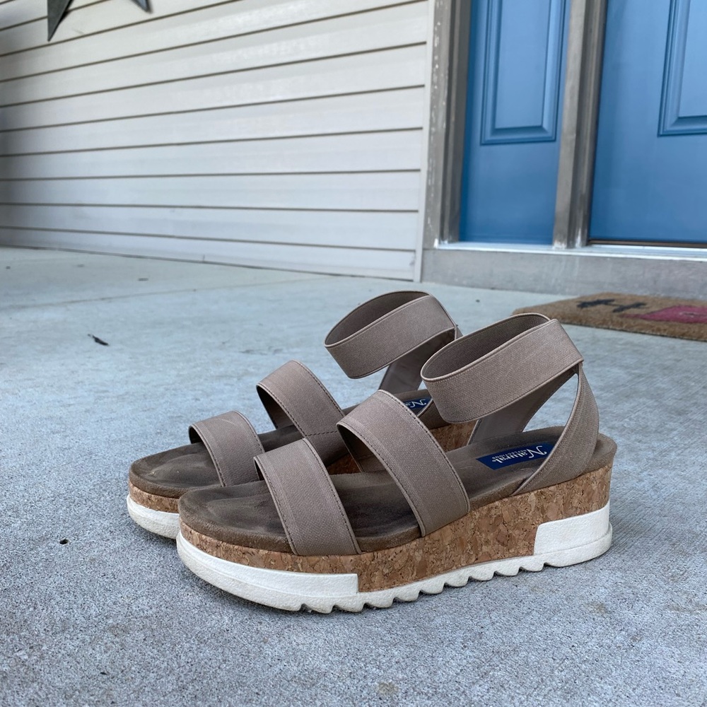 Wedge sandals